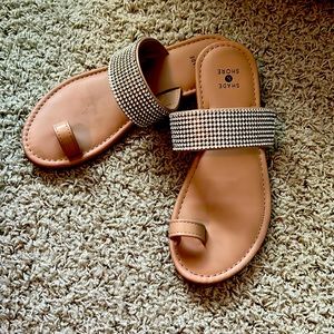 Women’s sandals